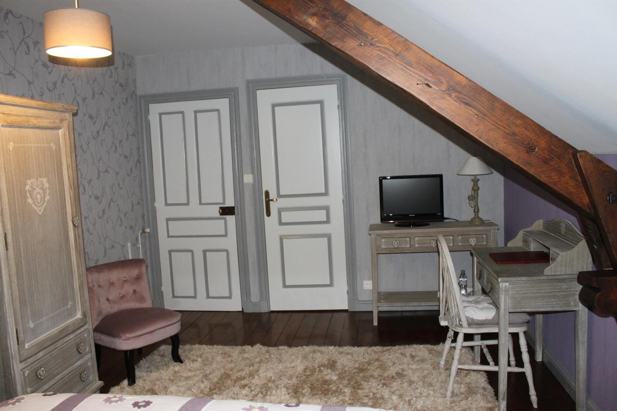 Le Chateau De Vernieres Talizat Kamer foto